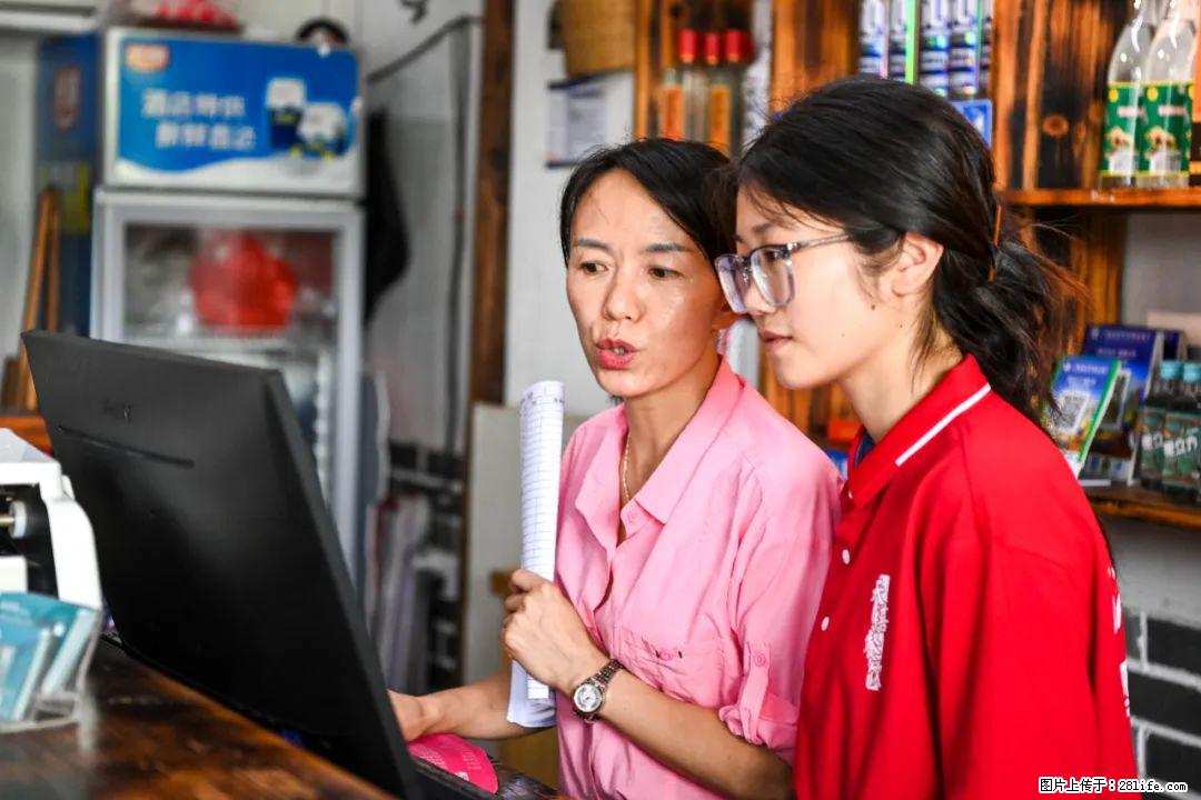 全网追的“扁担女孩”,找了一份暑假工,时薪12元 - 河池生活资讯 - 河池28生活网 hc.28life.com